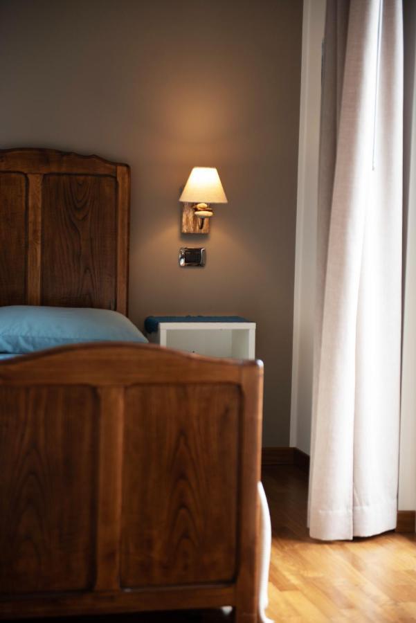 Torrevarata - Guest Rooms Santa Teresa Di Riva Bagian luar foto